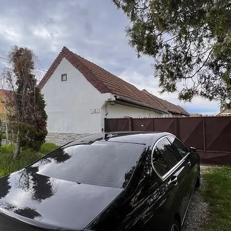 Apartmanovy Dom Pri Bratislave * سينيتش