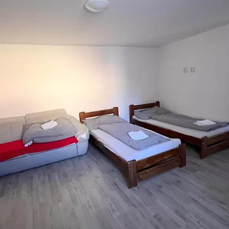 Apartmanovy Dom Pri Bratislave Senec