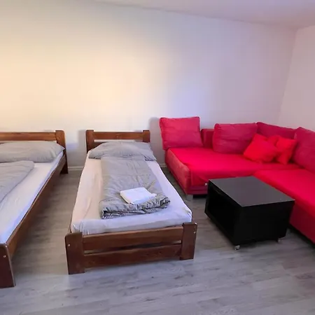 Apartmanovy Dom Pri Bratislave *