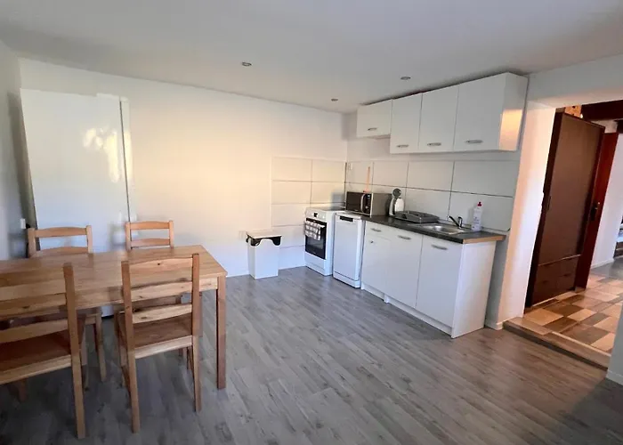 Apartmanovy Dom Pri Bratislave *