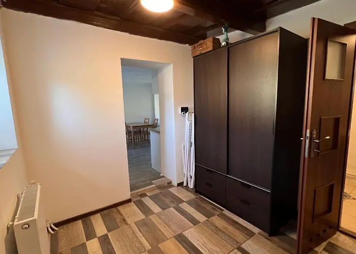 Apartmanovy Dom Pri Bratislave