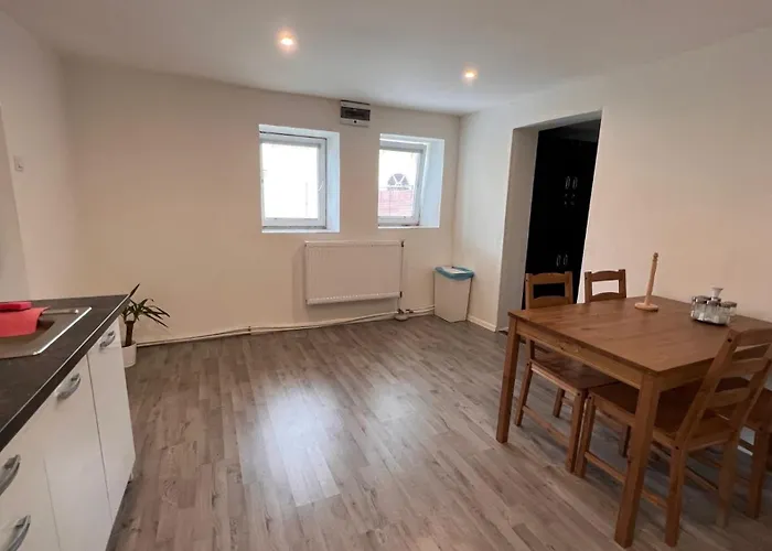 Apartmanovy Dom Pri Bratislave 펜션 *