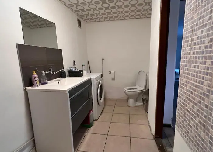 Apartmanovy Dom Pri Bratislave *