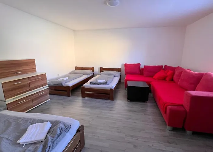 Apartmanovy Dom Pri Bratislave * 세네츠